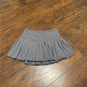 GoldHinge women’s grey skirt size M